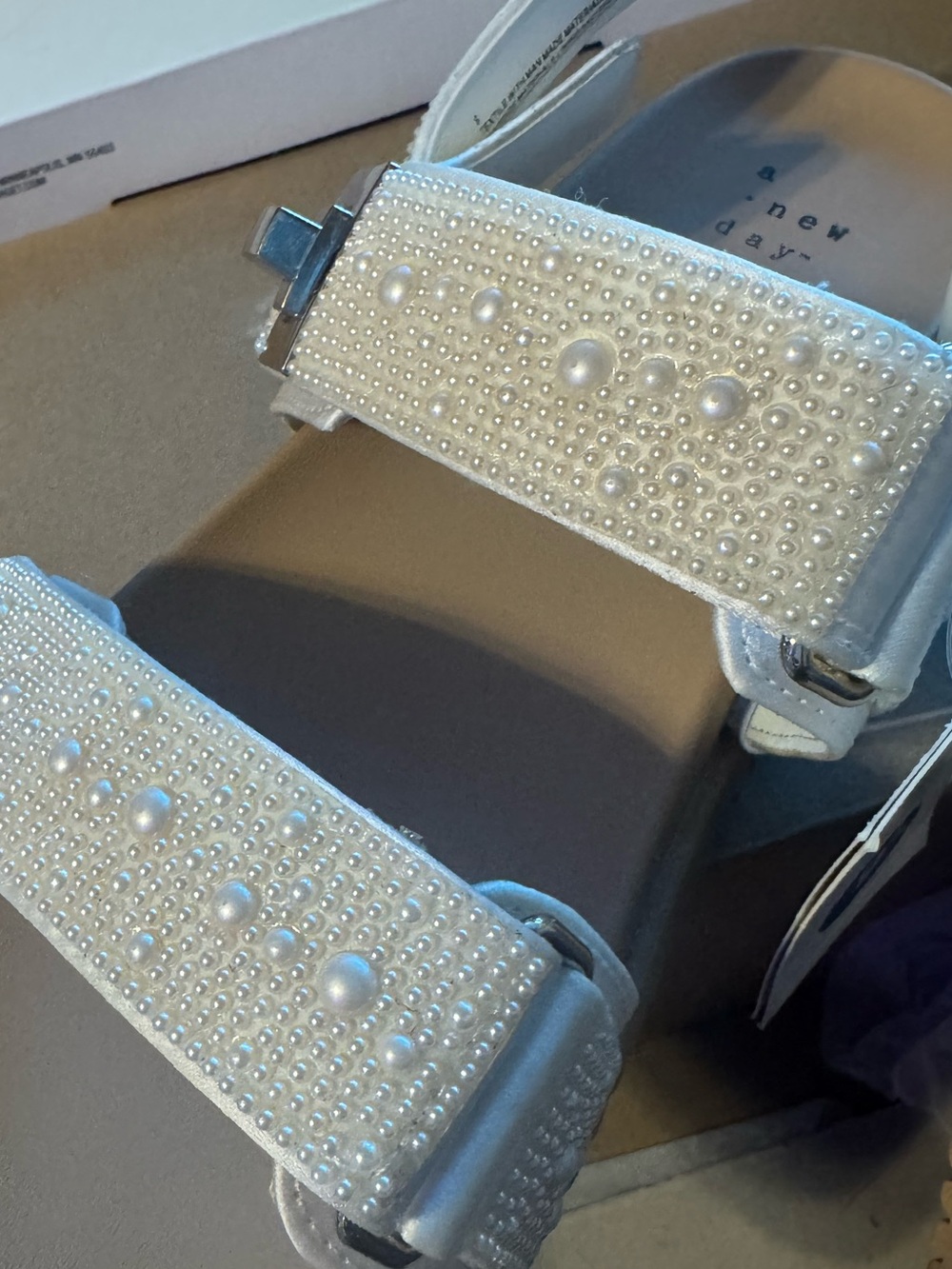 Pearl-Embellished Platform Sandals Ivory Wedding Vacation Special Occasion NEW - Picture 3 of 8